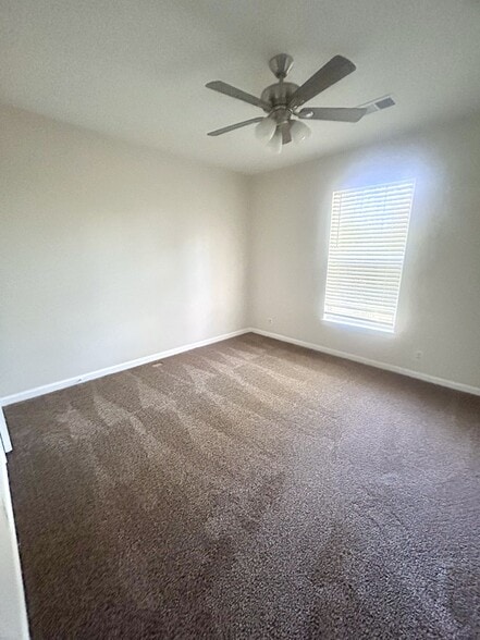 Building Photo - 1345 Bell Rd