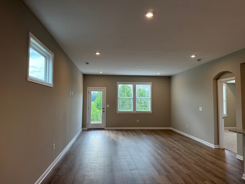 Family Room - 3435 Spring Harvest Dr