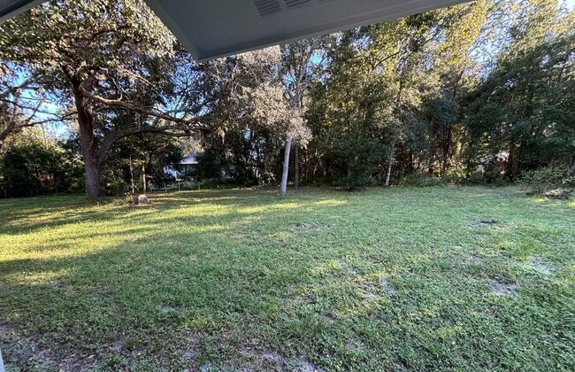 Building Photo - Deltona Lakes, Quaint 3 bed 1 bath