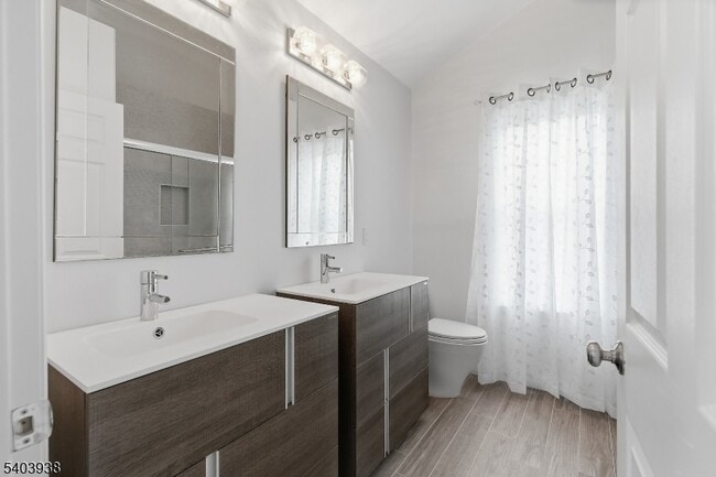 Building Photo - 7 Harvard Cir