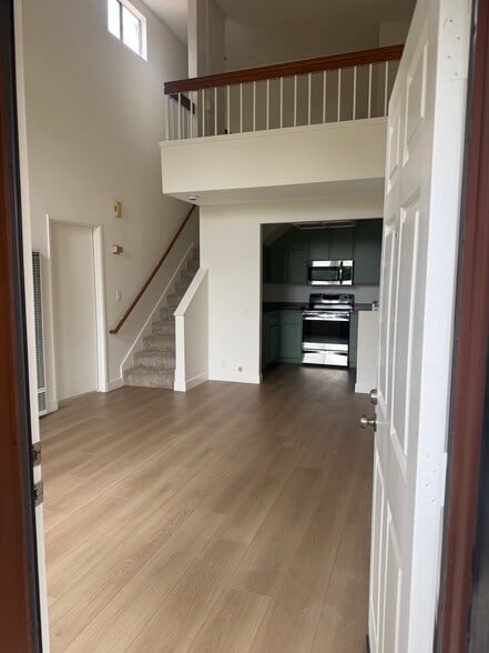 Building Photo - 4055 Porte La Paz