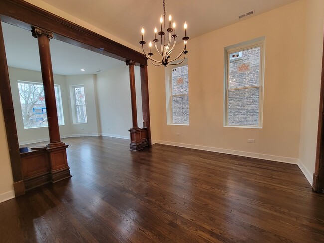 Building Photo - 1644 S Millard Ave