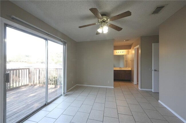 Building Photo - 9802 Brasher Dr