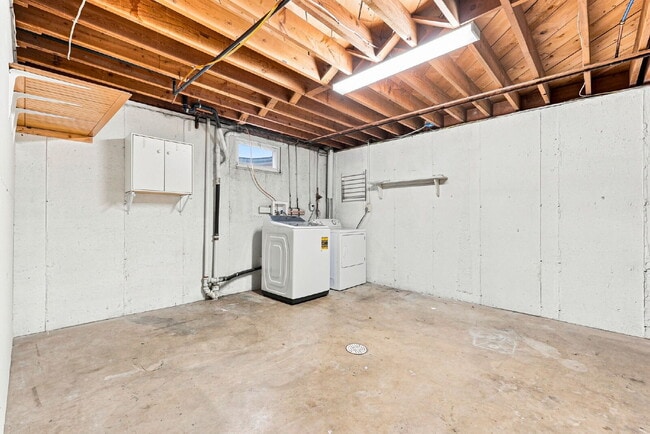 Building Photo - 5-Bedroom Northglenn Ranch w/ Finished Basement, Camper/Trailer Parking, and Big Fenced-In Backyard!