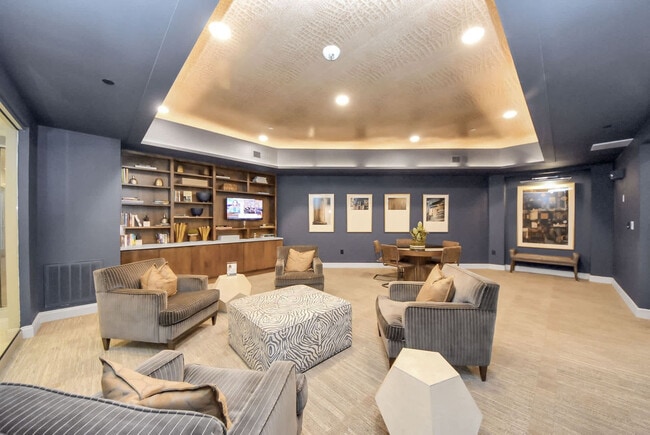 Building Photo - 8877 Frankway Dr