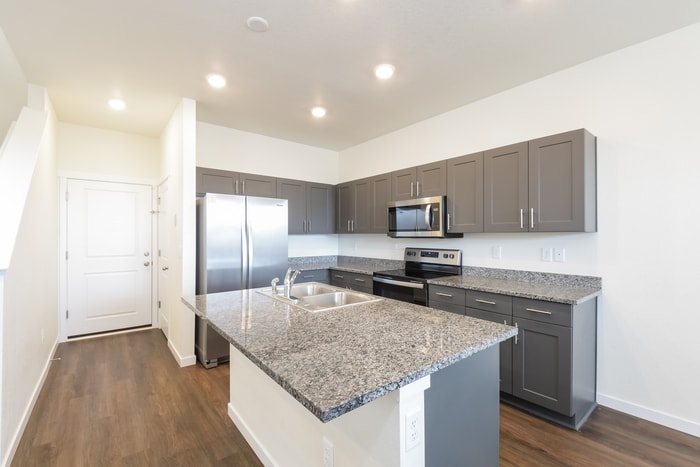 Building Photo - 13415 Oneida Ln