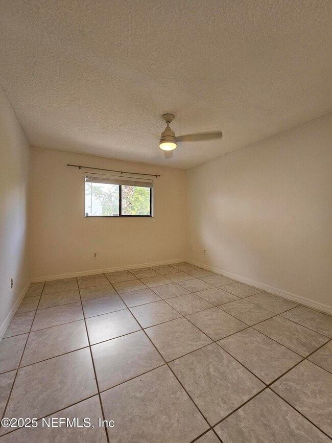 Building Photo - 1107 Sea Hawk Dr