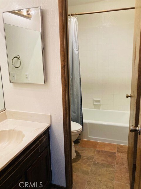 Building Photo - 27657 Peninsula Dr