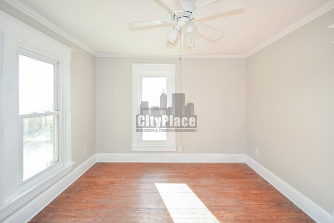 Building Photo - 2012 Olive St