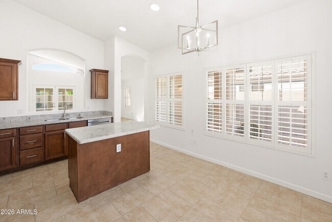 Building Photo - 9321 E Caribbean Ln