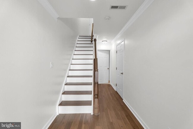 Building Photo - 3820 White Post Ct