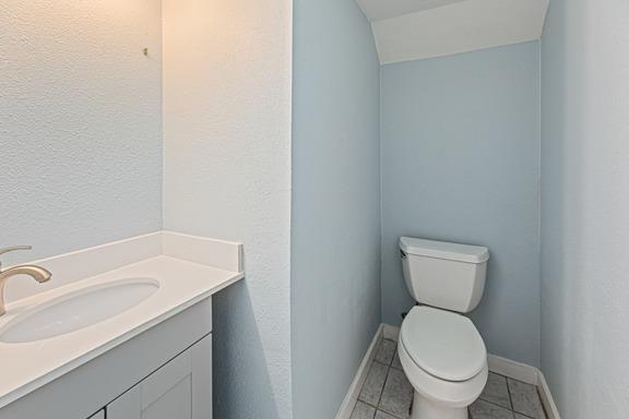 Building Photo - 8524 Dryfield Dr