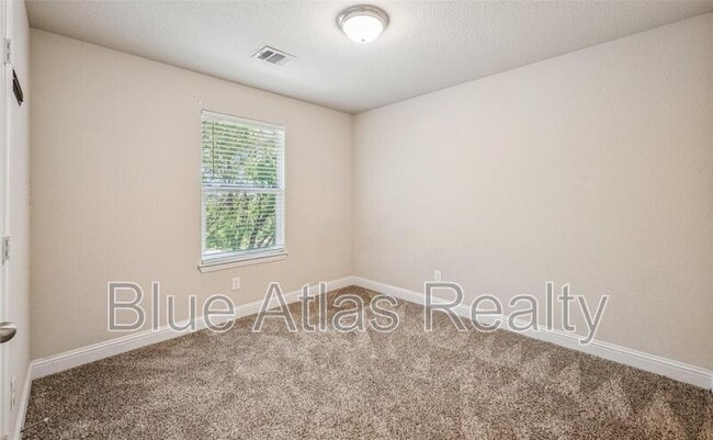 Building Photo - 268 Castleridge Dr