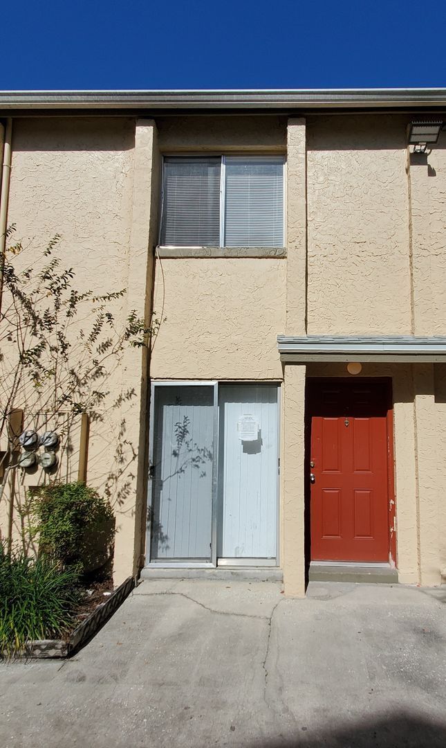 Building Photo - Townhome in Avalon Condominiums, Orlando