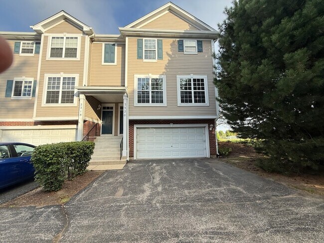 Building Photo - 2320 Hudson Cir