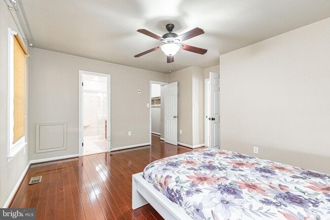 Building Photo - 7716 Green Garland Dr