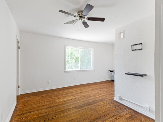 Building Photo - 1819 NW 22nd St