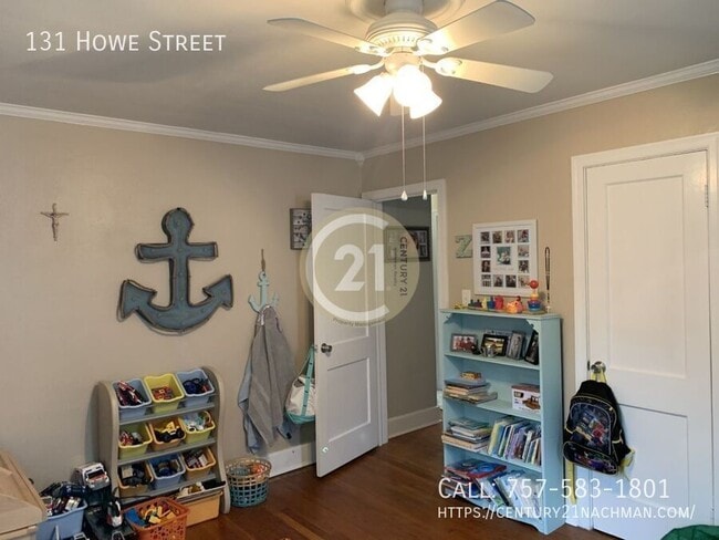 Building Photo - 131 Howe St