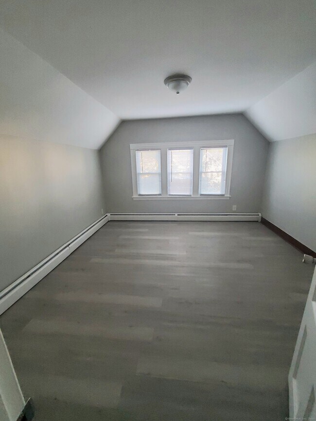 Building Photo - 432 Dixwell Ave