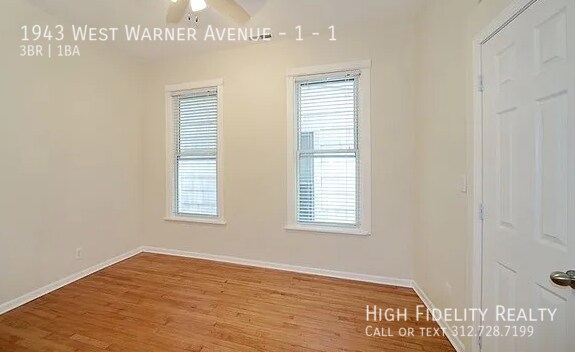 Building Photo - 1943 W Warner Ave