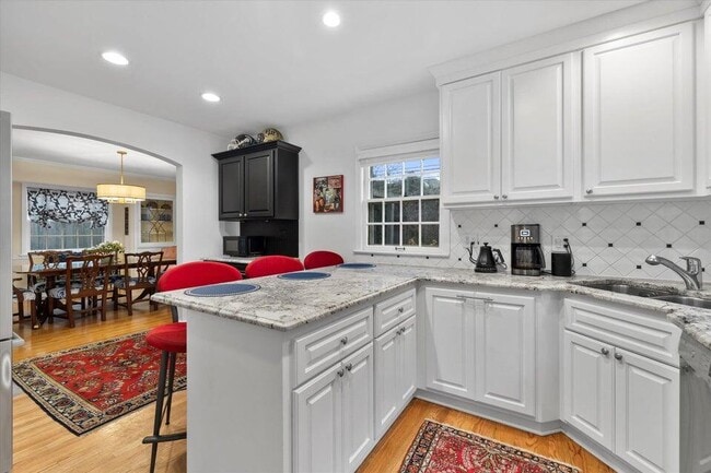 Building Photo - 3916 N Ridgefield Cir