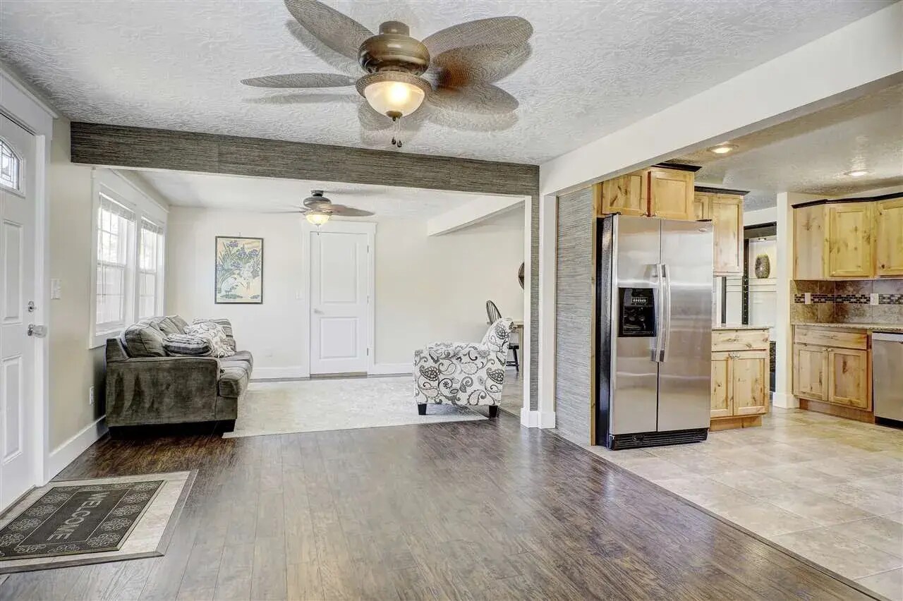 Building Photo - 7867 W Camas St