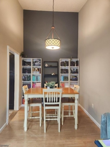 Building Photo - 330 Penns Way