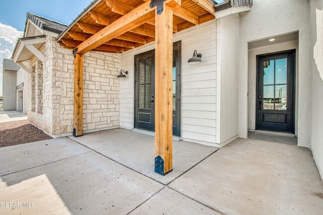 Building Photo - 805 Mormon Tea Dr