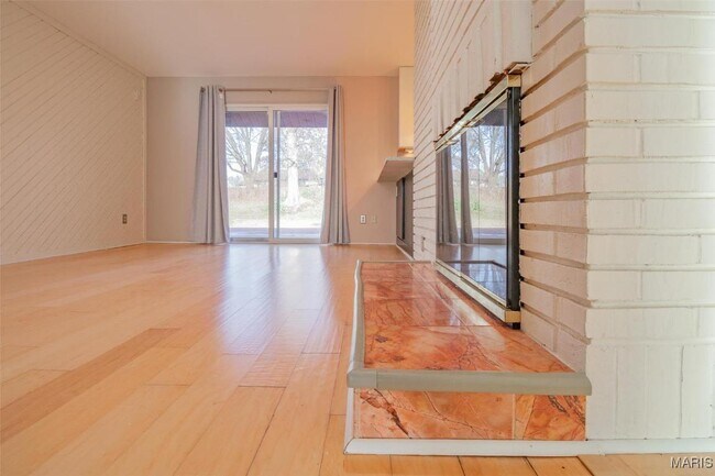 Building Photo - 507 Glenmeadow Dr