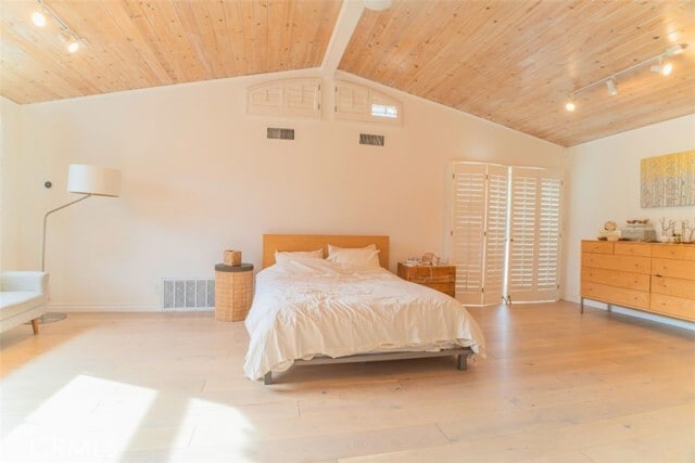 Building Photo - 5179 Canoga Ave