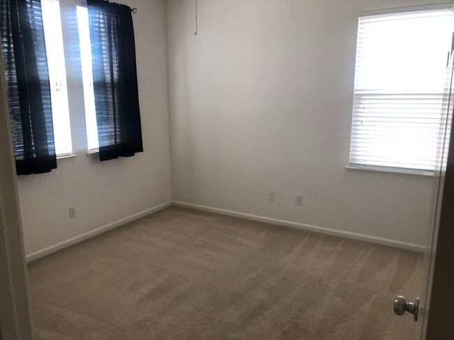 Building Photo - 2306 Campbell Cir