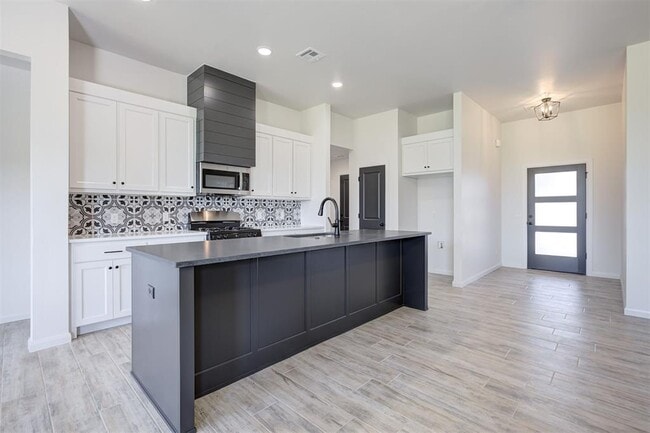 Building Photo - 2020 W Flintlock Wy