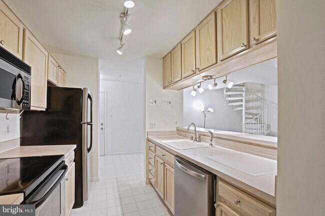 Building Photo - 4124 Monument Ct