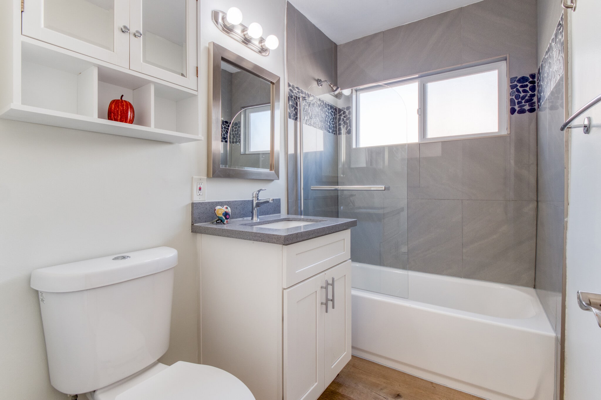 Building Photo - 1734 Eudora Ave