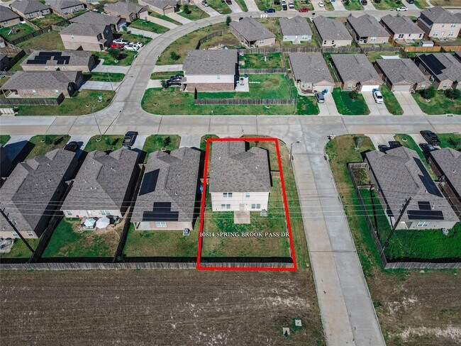 Building Photo - 10814 Spring Brook Pass Dr