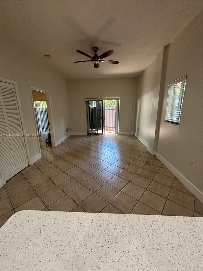 Building Photo - 1918 Brickell Ave