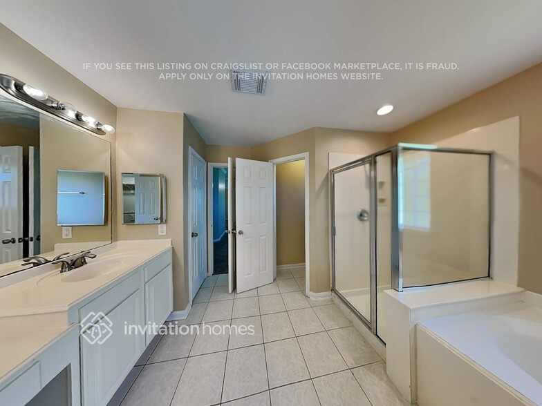 Building Photo - 23534 Tayman Park Dr