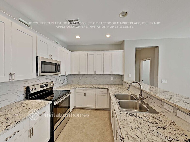 Building Photo - 3942 E Yeager Dr