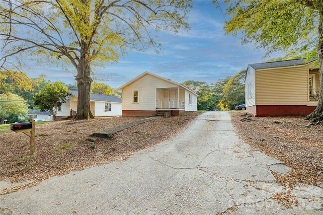 Building Photo - 109 Cleveland Ave