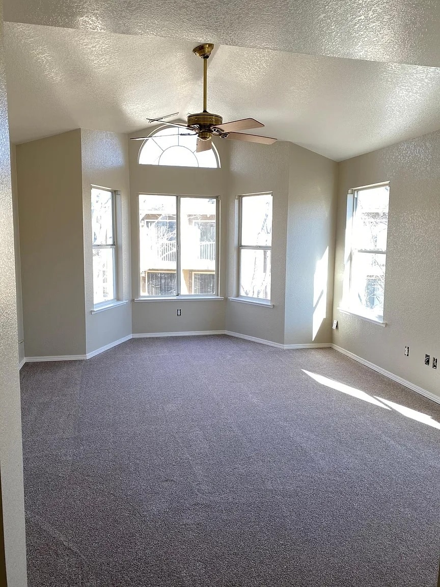 Building Photo - 1851 Mountain Vista Way