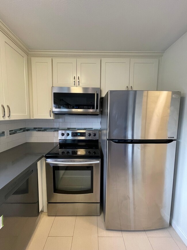 Building Photo - 34591 Bluestone Common