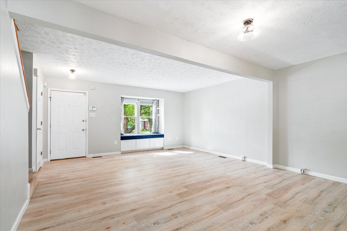 Building Photo - 4975 Pintail Ct