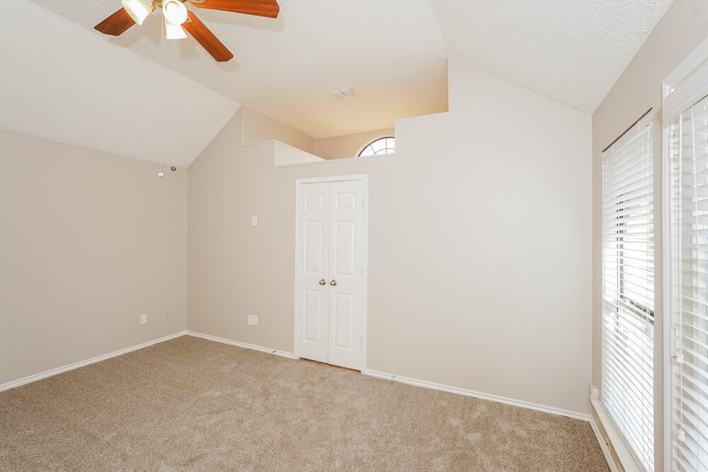 Building Photo - 1505 Glenwillow Dr