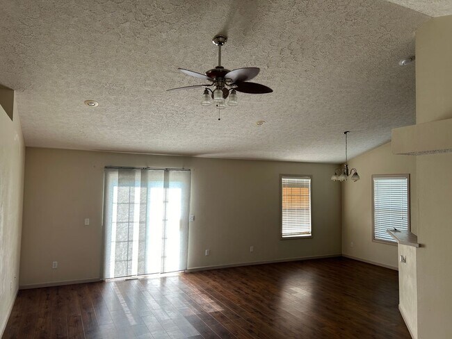 Building Photo - 20922 Harbor Ln