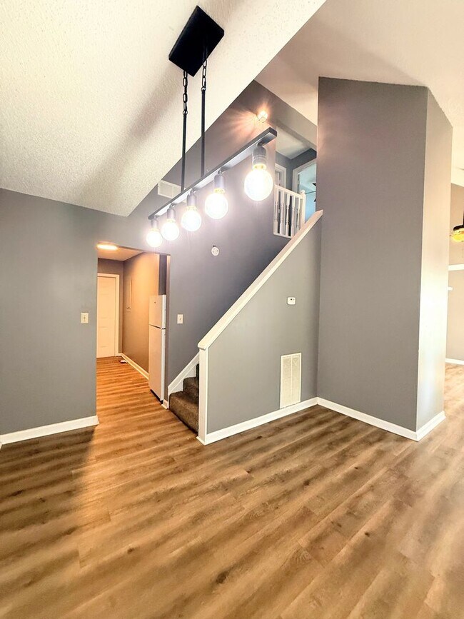 Building Photo - 535 Gilley Rd