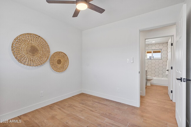 Building Photo - 109 W Kinderman Dr