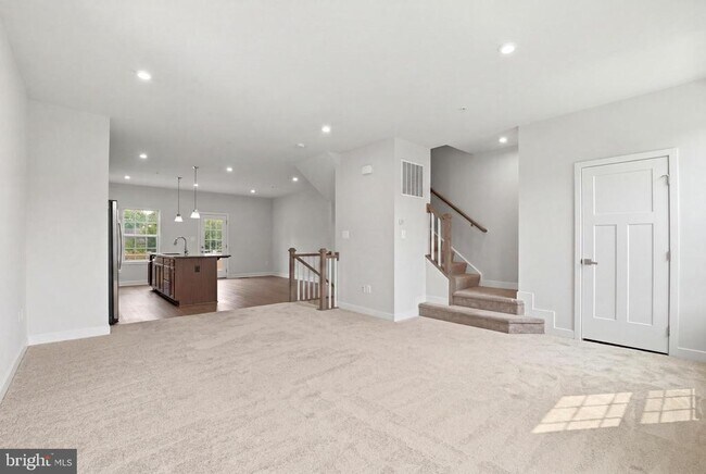Building Photo - 9623 Tall Oaks Rd