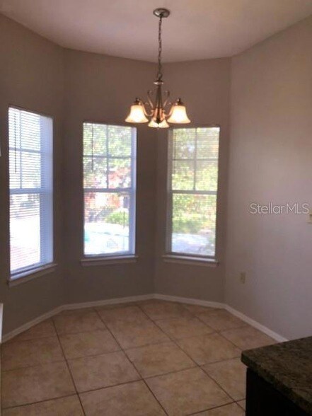 Building Photo - 220 Villa Di Este Terrace