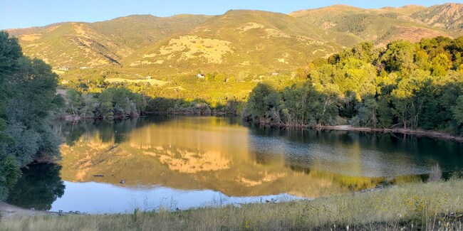 Building Photo - 2291 E 2900 N