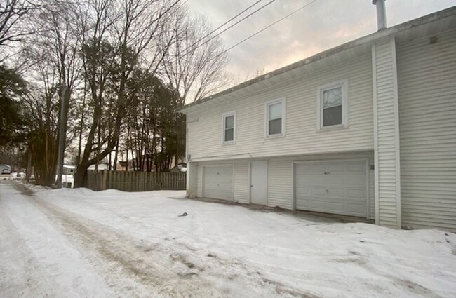 Building Photo - 414-416 S Andrews St